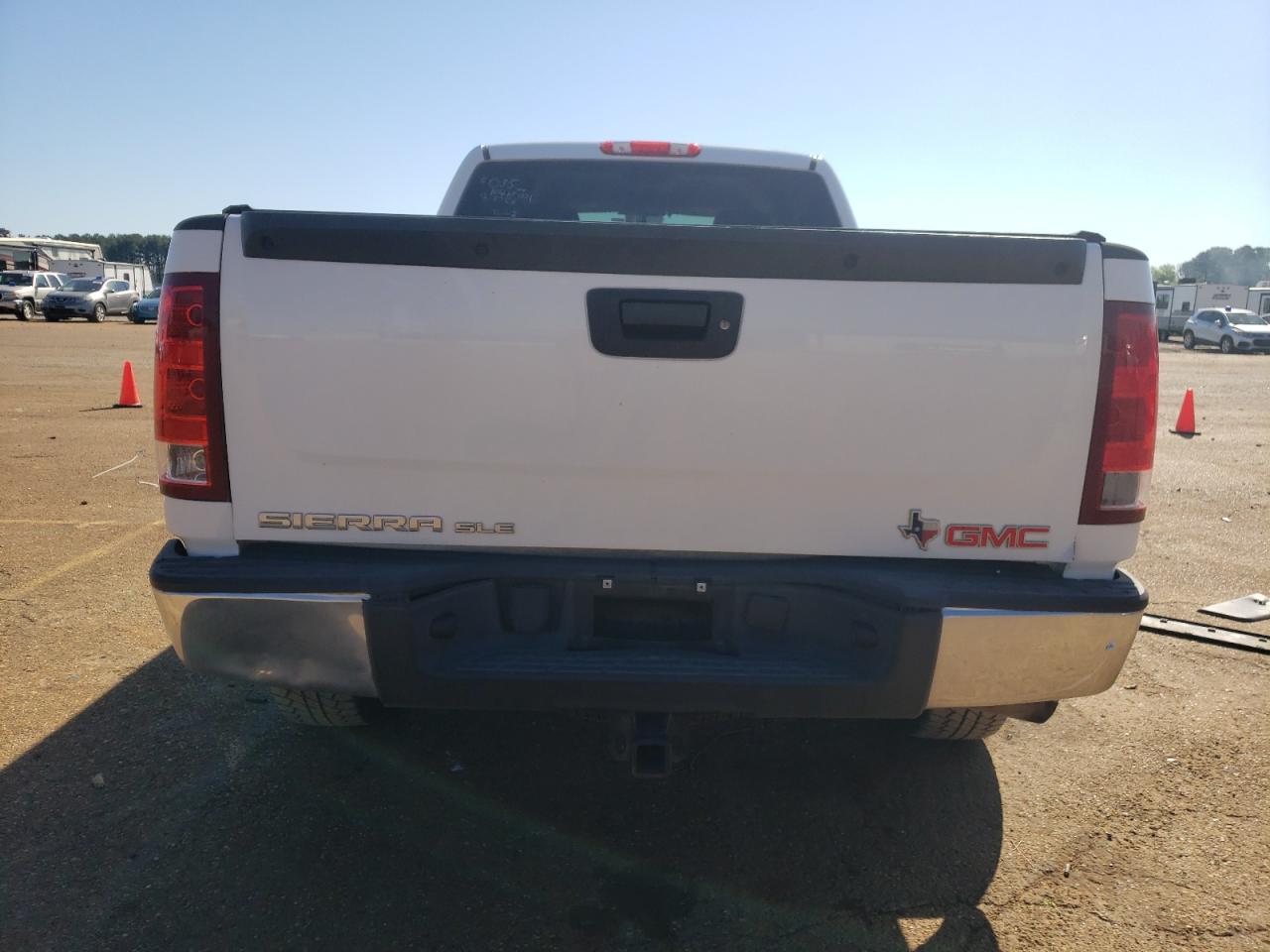 1GTR2VE71DZ318859 2013 GMC Sierra K1500 Sle