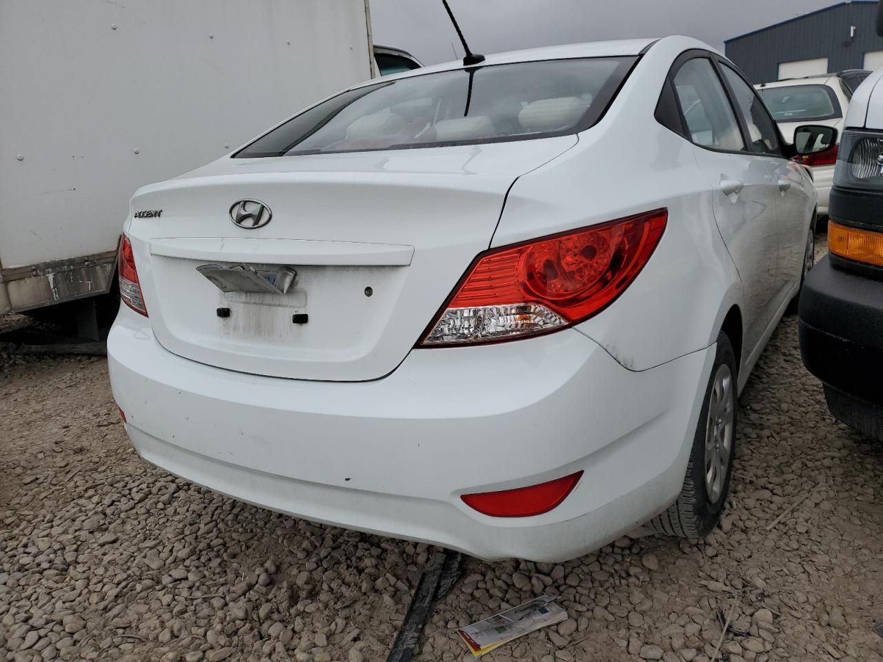 KMHCT4AE7EU646332 2014 Hyundai Accent Gls