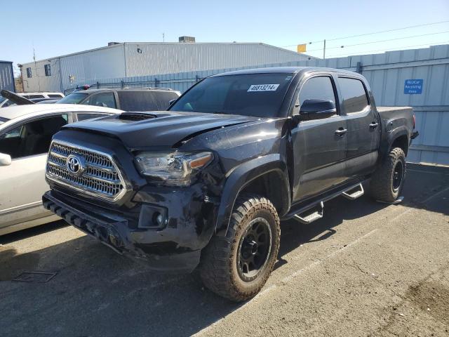 Lot #2468933725 2017 TOYOTA TACOMA DOU salvage car