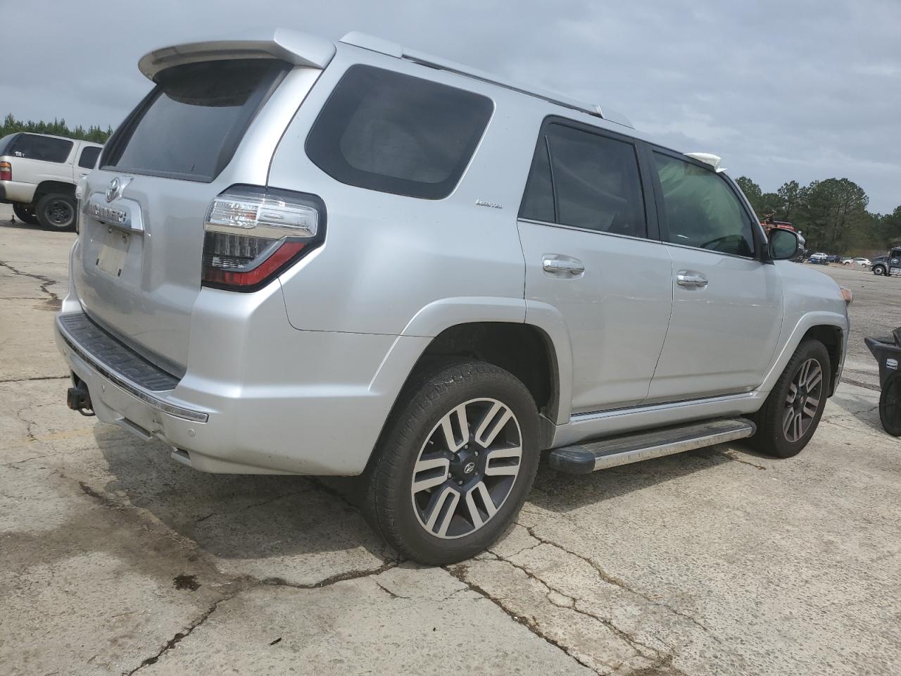 JTEBU5JR9J5601558 2018 Toyota 4Runner Sr5/Sr5 Premium