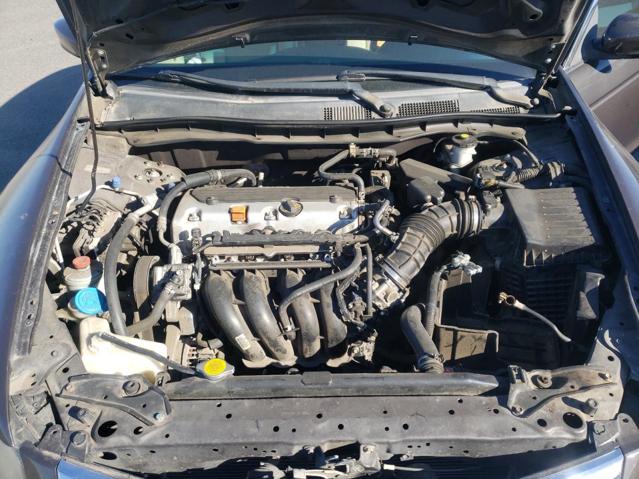 1HGCP2F31BA037241 2011 Honda Accord Lx