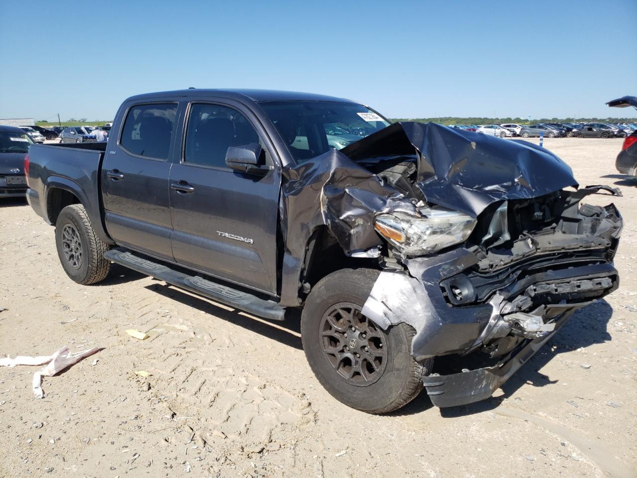 2016 Toyota Tacoma Double Cab vin: 5TFAZ5CN3GX013325