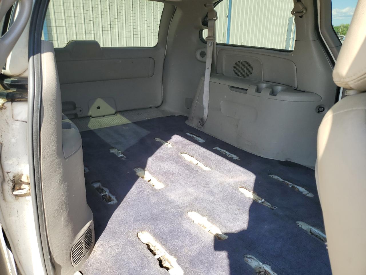 2B4GP44382R740956 2002 Dodge Grand Caravan Sport