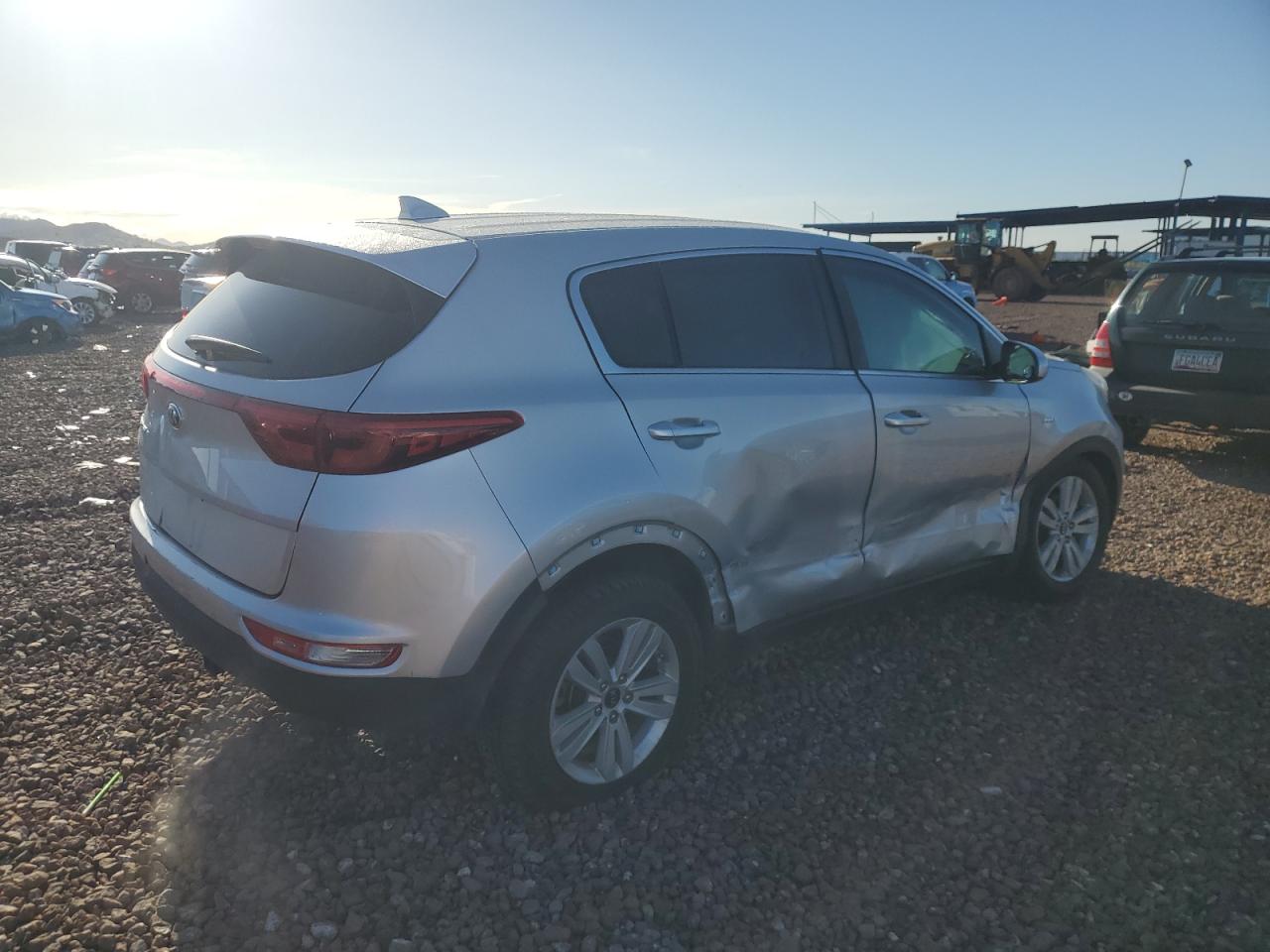 KNDPMCAC1H7275330 2017 Kia Sportage Lx