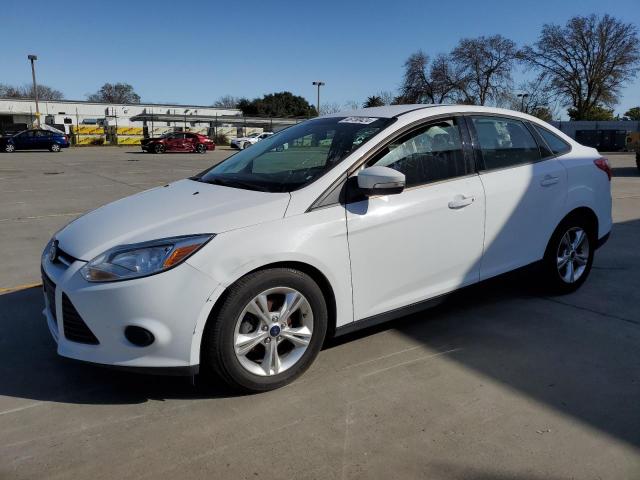 Lot #2418423613 2013 FORD FOCUS SE salvage car