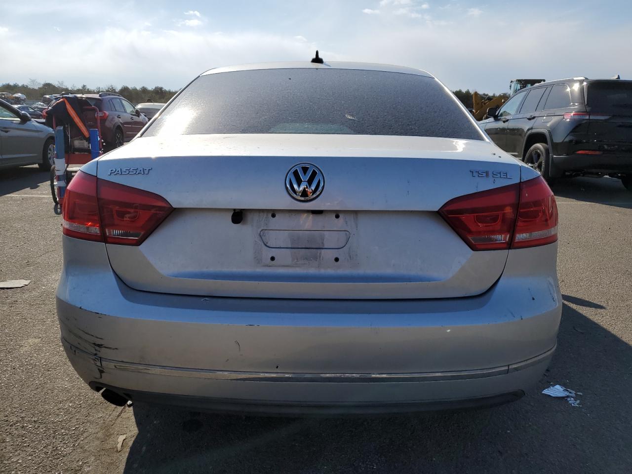 1VWCS7A35EC015427 2014 Volkswagen Passat Sel