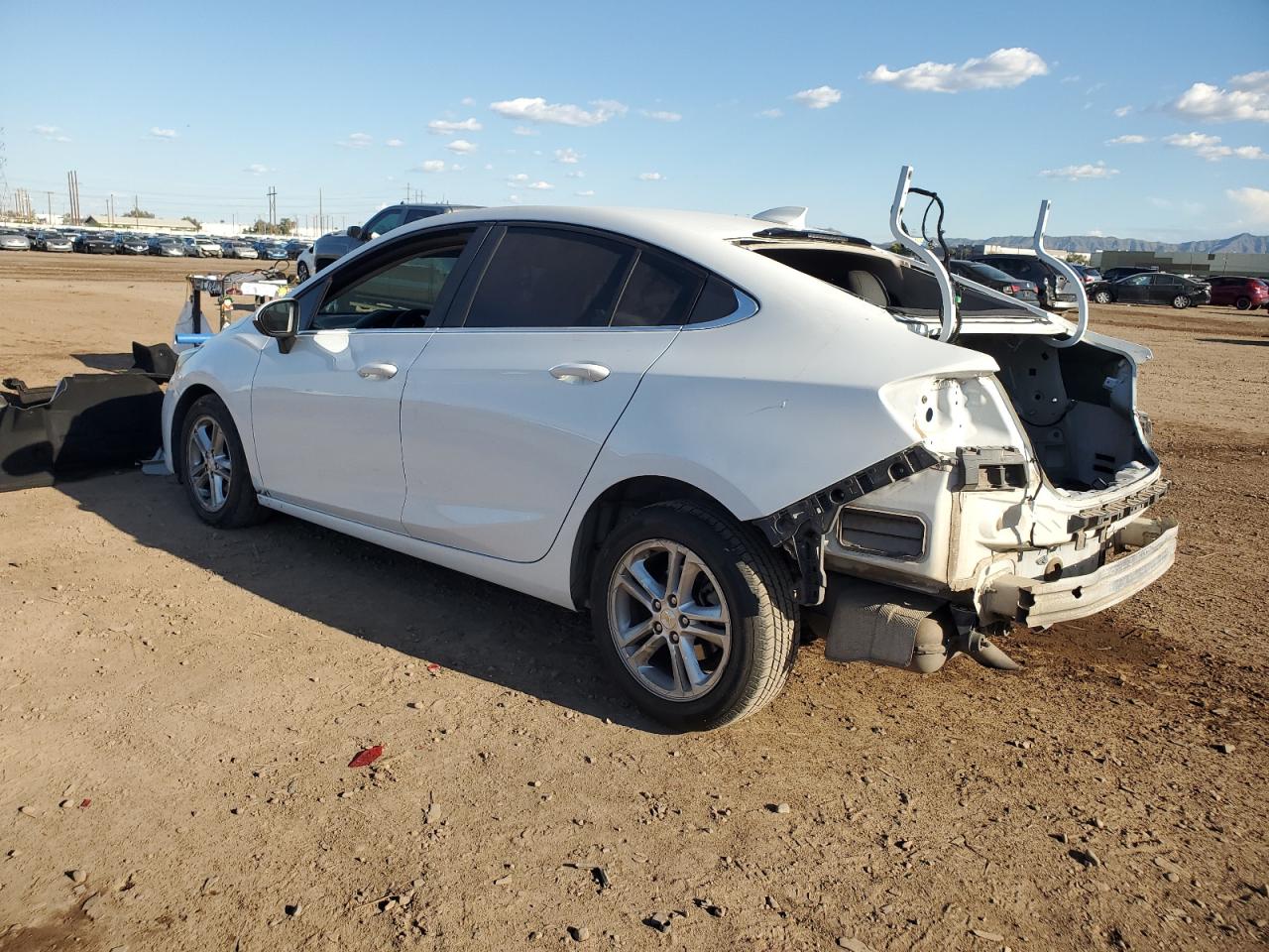 1G1BE5SM1H7230469 2017 Chevrolet Cruze Lt