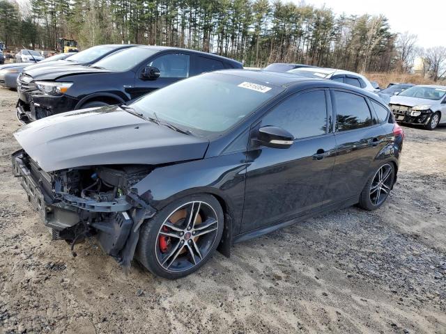 Lot #2517421945 2015 FORD FOCUS ST salvage car