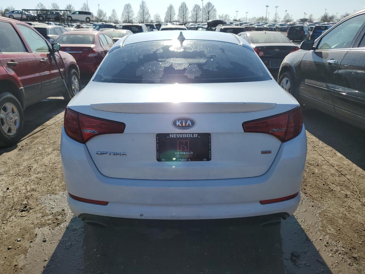 KNAGM4A72B5085724 2011 Kia Optima Lx