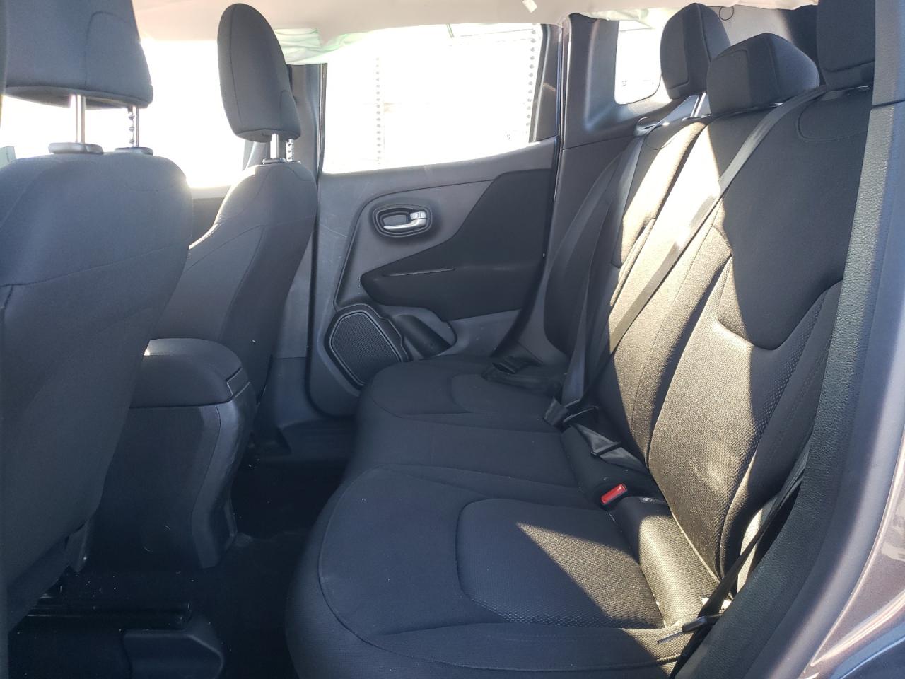 ZACNJBAB1KPK54096 2019 Jeep Renegade Sport