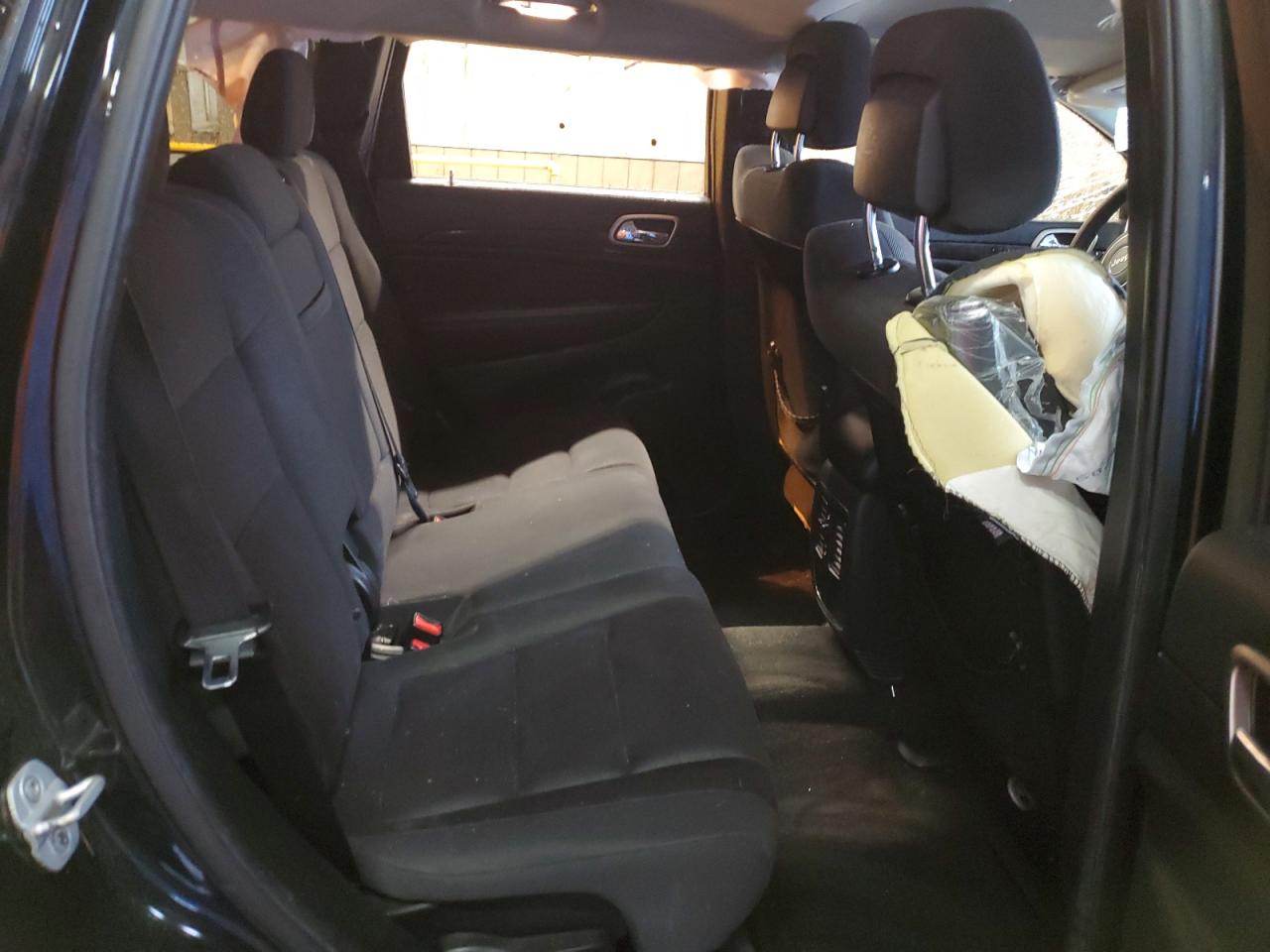 1C4RJFAG9CC316017 2012 Jeep Grand Cherokee Laredo