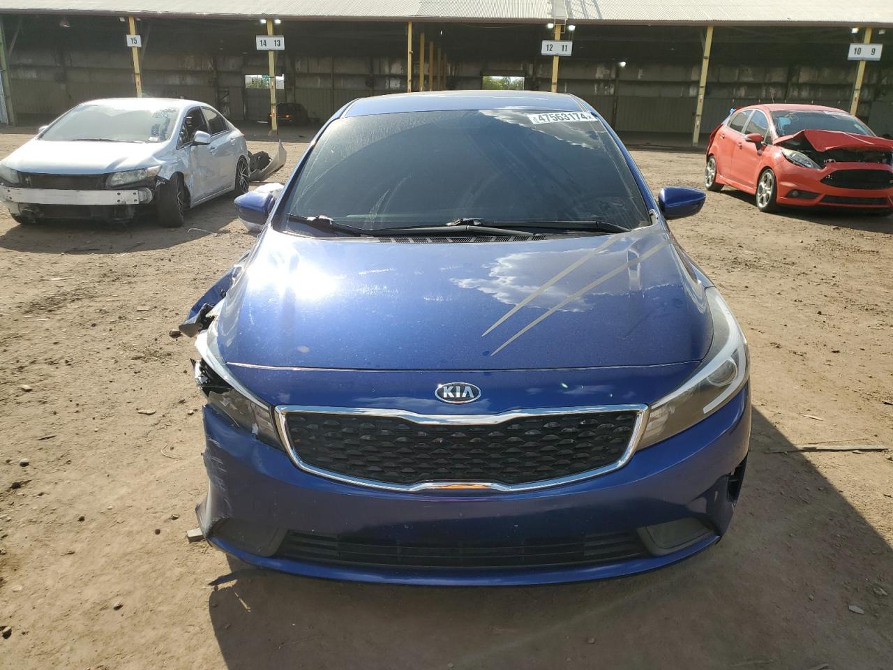 3KPFK4A73JE252261 2018 Kia Forte Lx