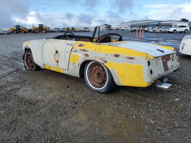 Lot #2420910371 1966 DATSUN 1600 salvage car