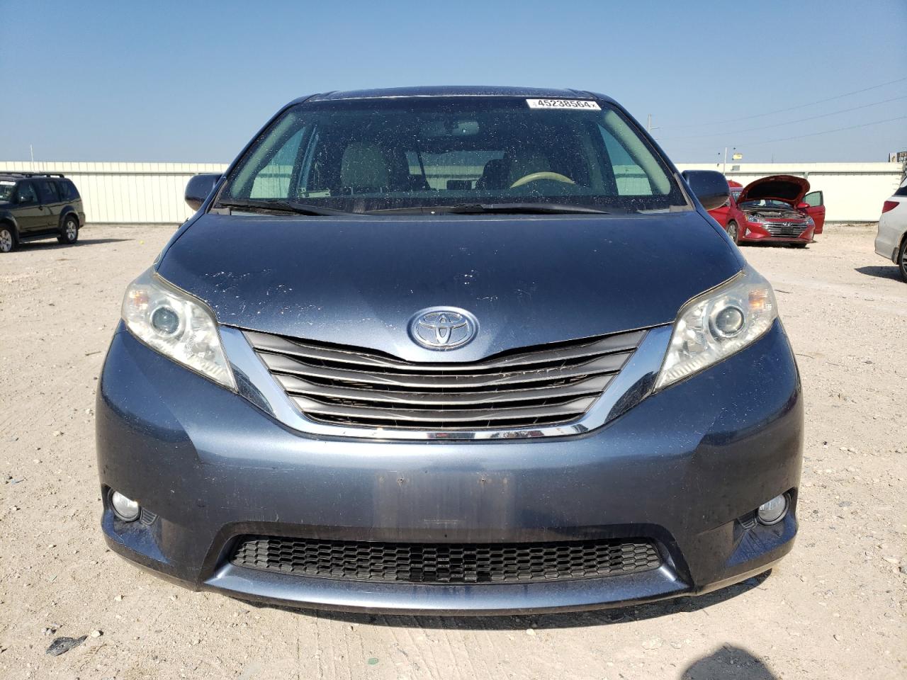 2014 Toyota Sienna Xle vin: 5TDYK3DC6ES411491