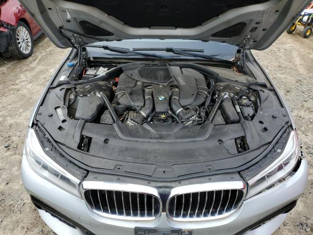 Седани BMW 7 SERIES 2016 Сріблястий