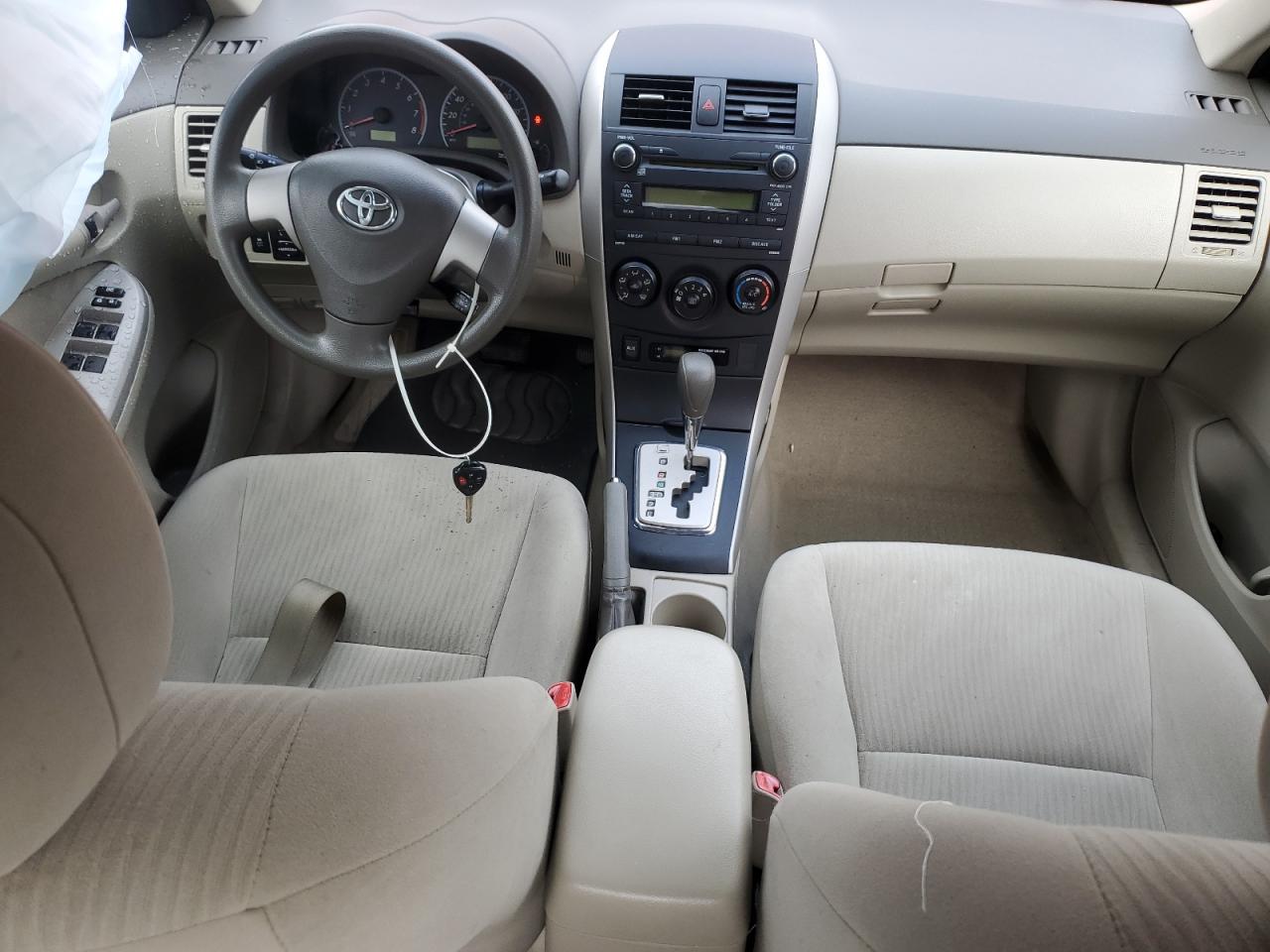 2T1BU4EEXAC306462 2010 Toyota Corolla Base