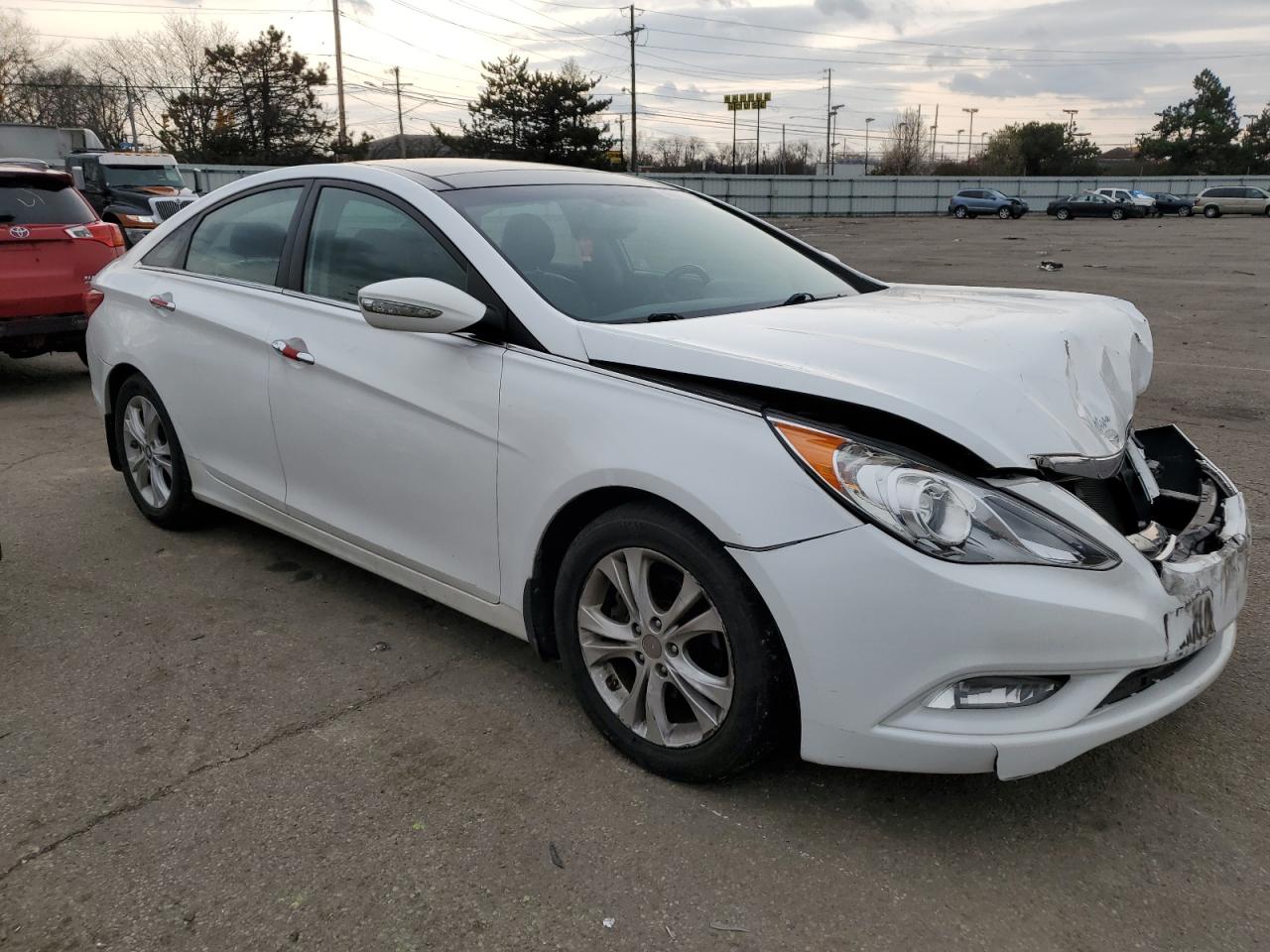 5NPEC4AC1DH599271 2013 Hyundai Sonata Se