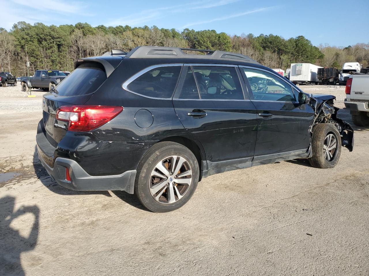 4S4BSANC3K3203702 2019 Subaru Outback 2.5I Limited