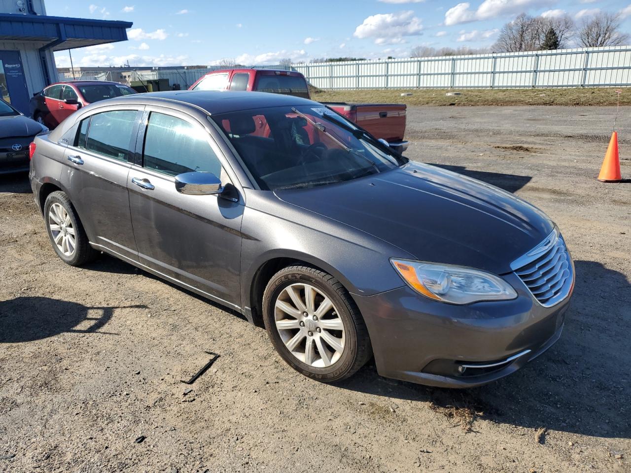 2014 Chrysler 200 Limited vin: 1C3CCBCG1EN192343