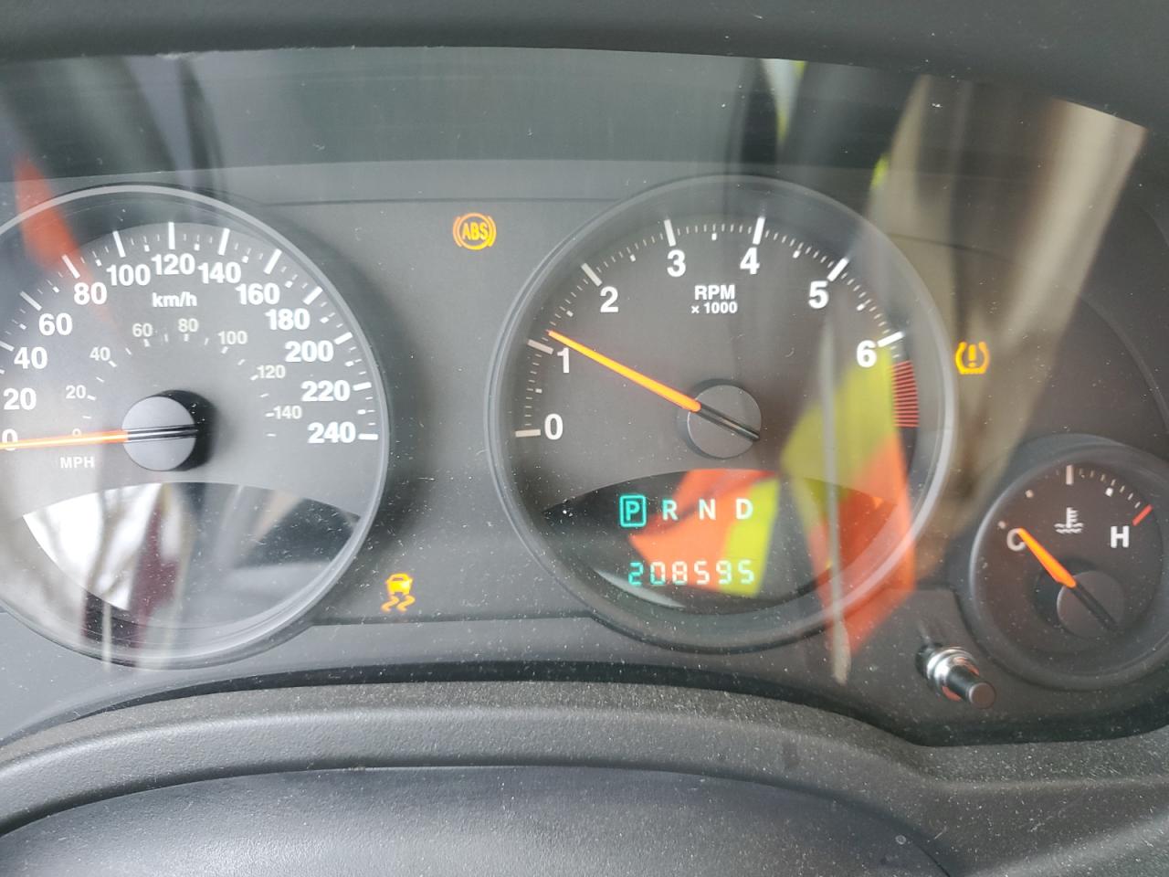 1J4NF4FB7BD135163 2011 Jeep Compass