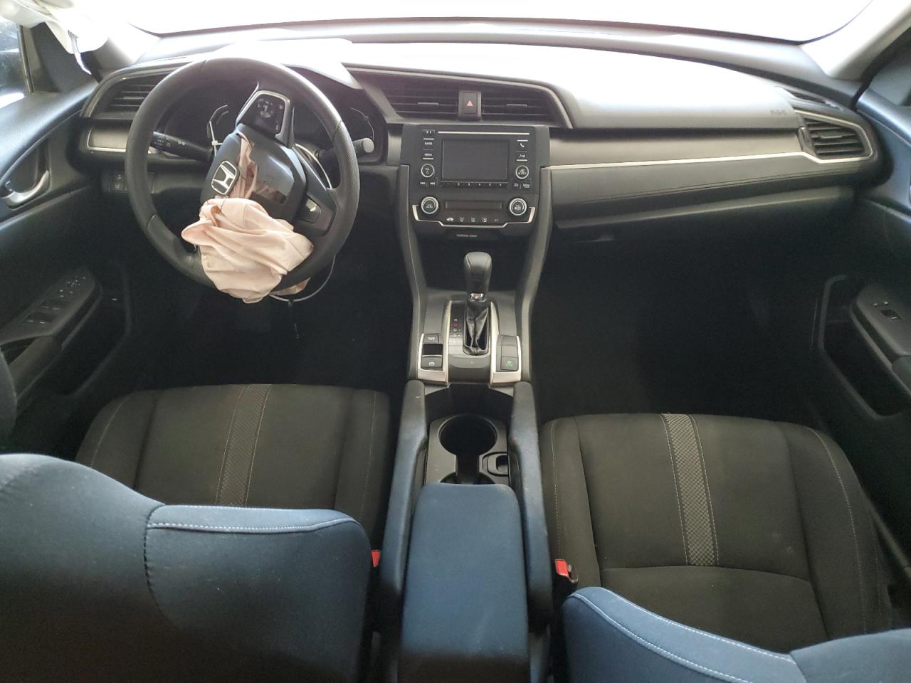 19XFC2F66KE006775 2019 Honda Civic Lx