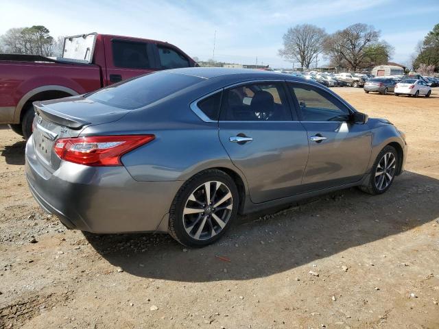 2016 Nissan Altima - Image 3