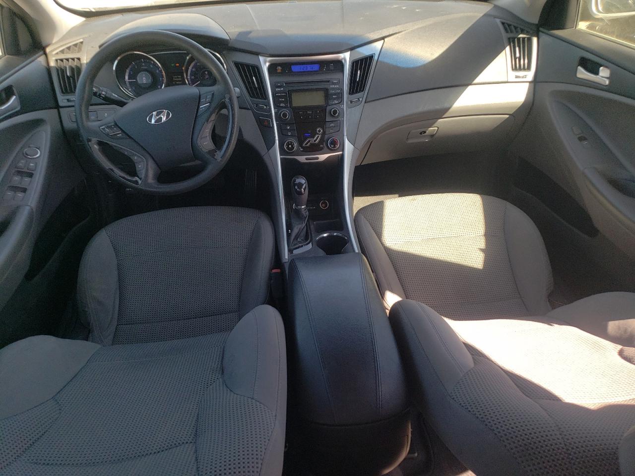 5NPEB4AC1DH506302 2013 Hyundai Sonata Gls