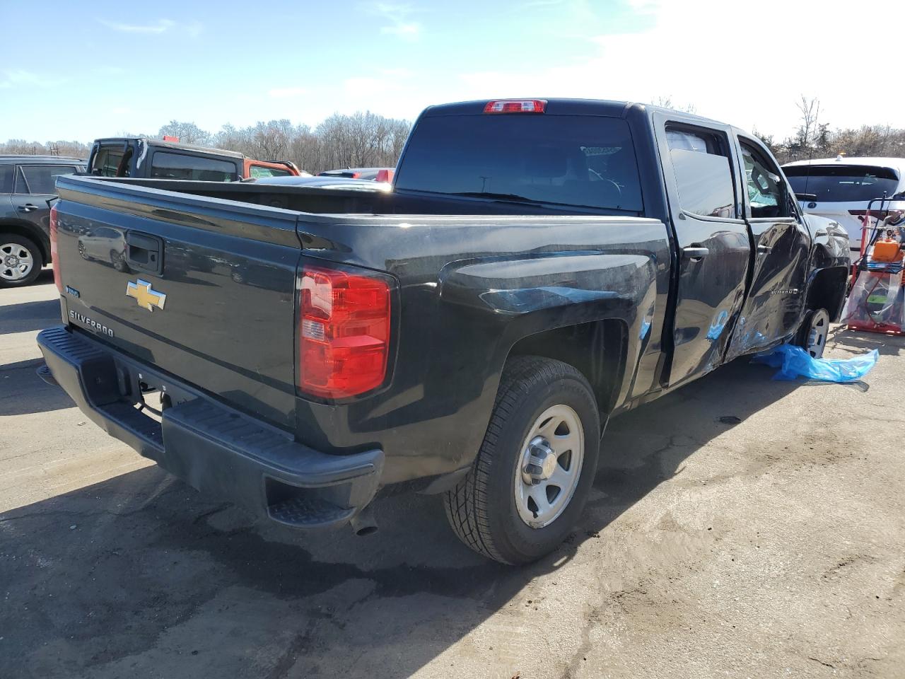 2018 Chevrolet Silverado K1500 vin: 3GCUKNEH2JG182644