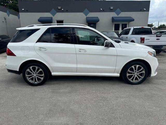 2016 Mercedes-Benz GLE - Image 14