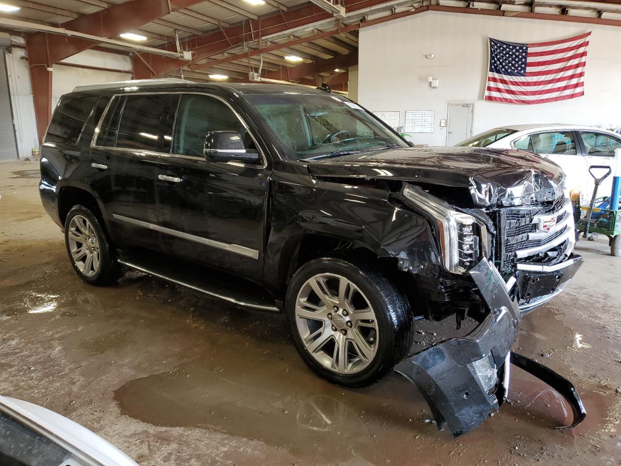 2018 Cadillac Escalade Luxury vin: 1GYS3BKJ4JR349347