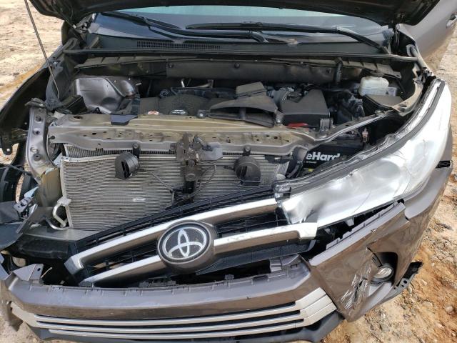 VIN 5TDKZRFH2KS344543 2019 Toyota Highlander, SE no.12