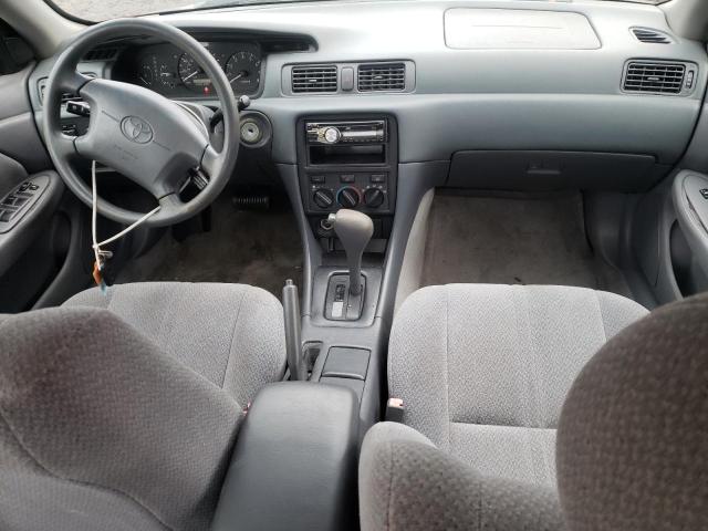 2000 Toyota Camry Le VIN: 4T1BF22K3YU937698 Lot: 45752444