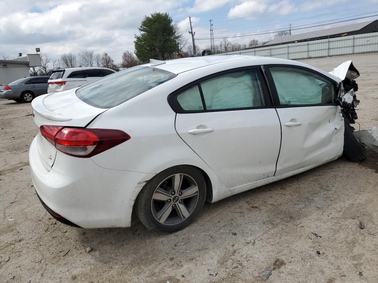 3KPFL4A78JE261275 2018 Kia Forte Lx