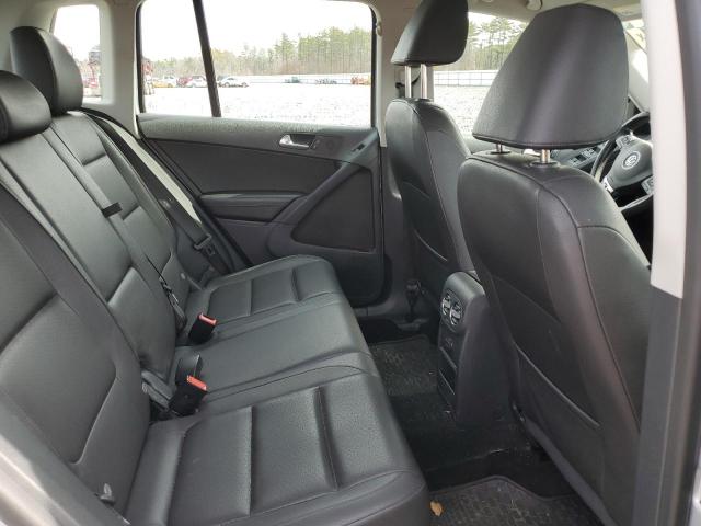 2016 Volkswagen Tiguan - Image 11