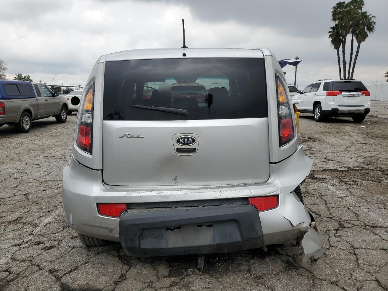 KNDJT2A23A7080569 2010 Kia Soul +