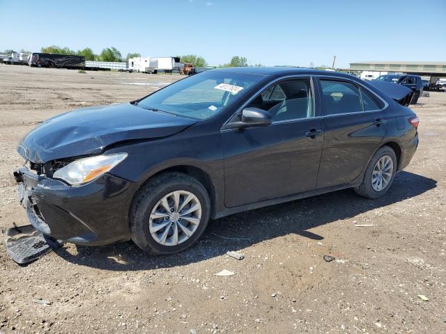 Lot #2517734364 2017 TOYOTA CAMRY LE salvage car