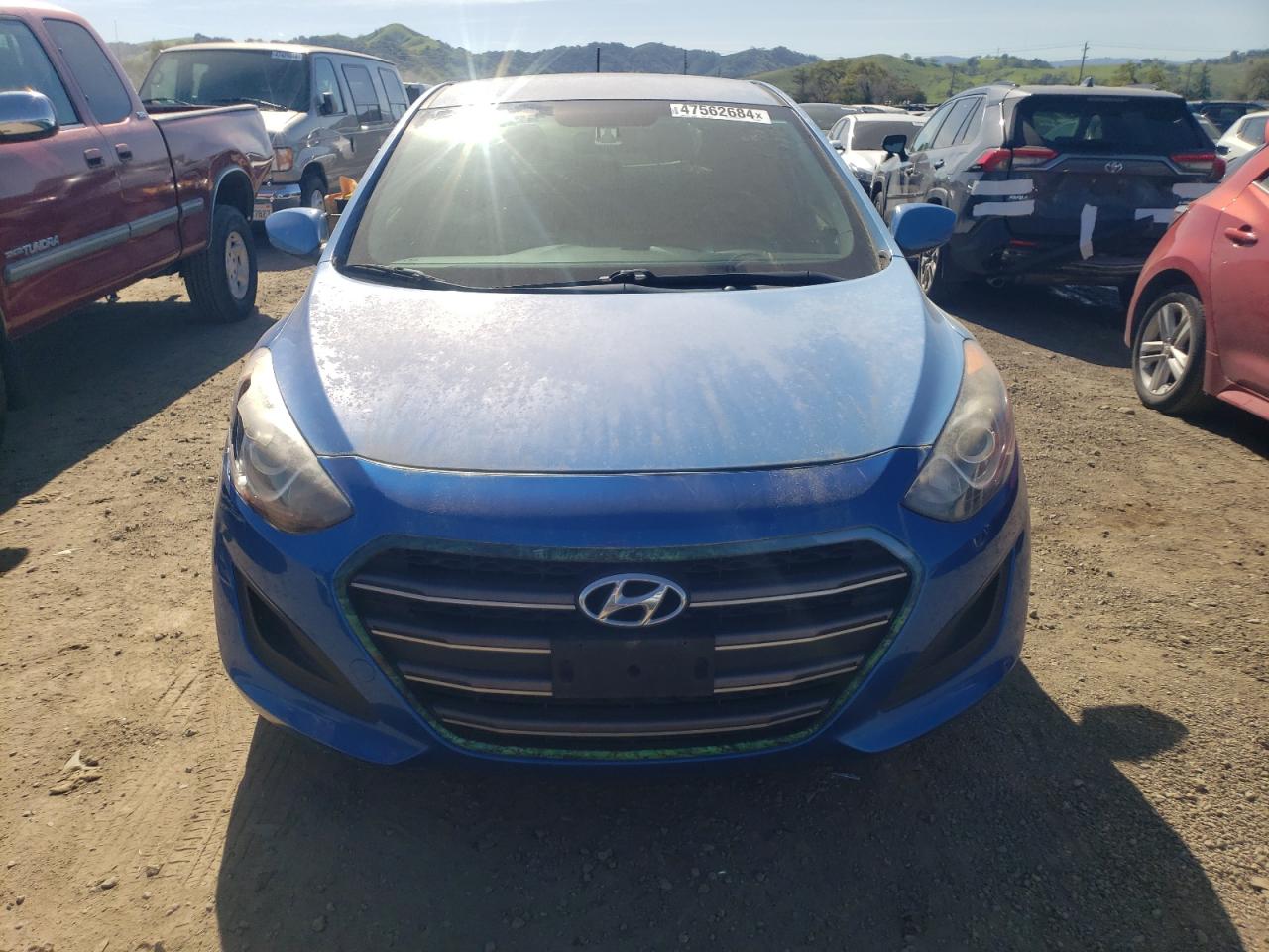 2017 Hyundai Elantra Gt vin: KMHD35LH5HU380265