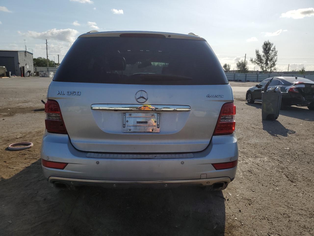 4JGBB8GB2AA562773 2010 Mercedes-Benz Ml 350 4Matic