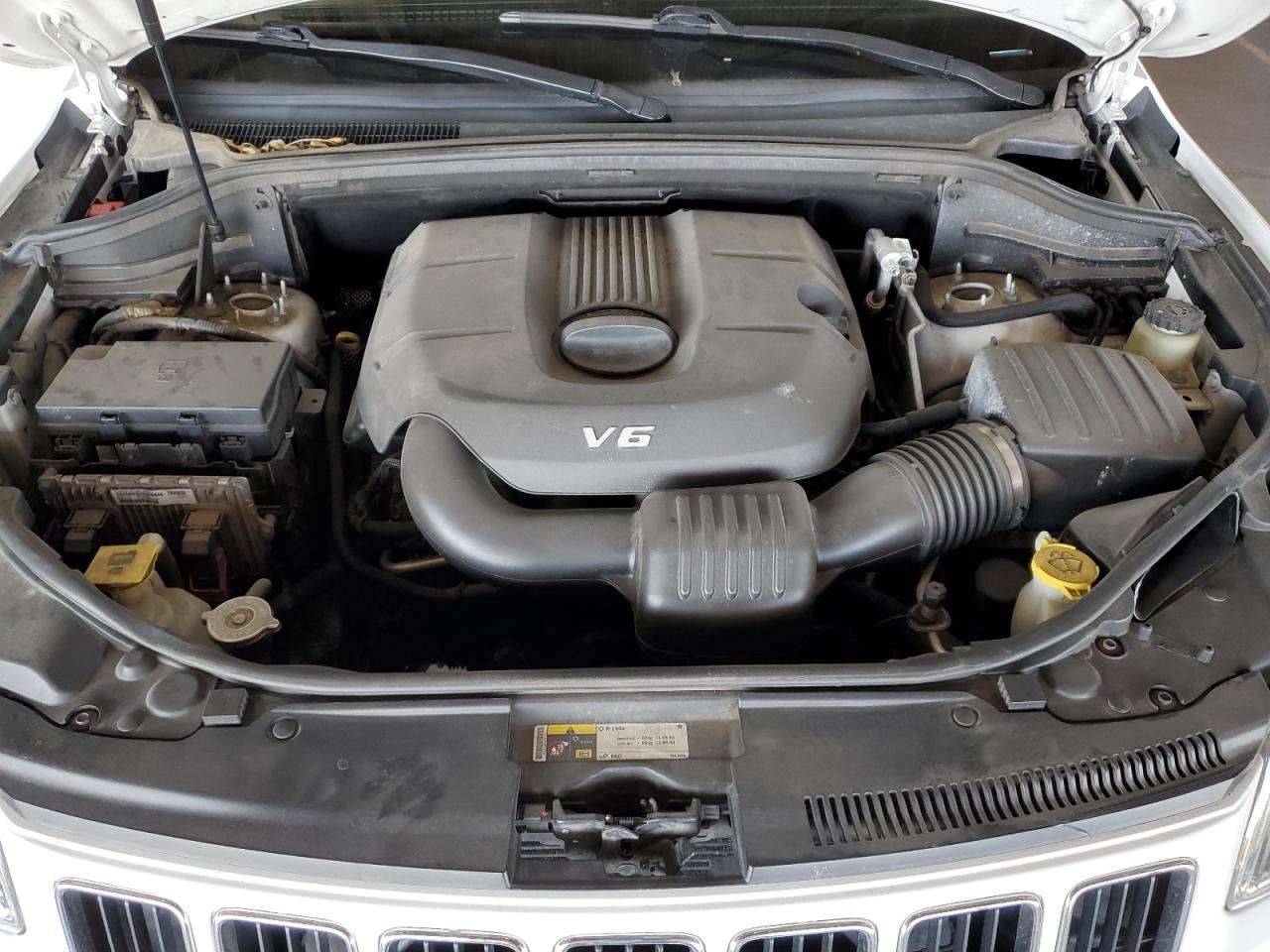 1C4RJFBG5EC470757 2014 Jeep Grand Cherokee Limited