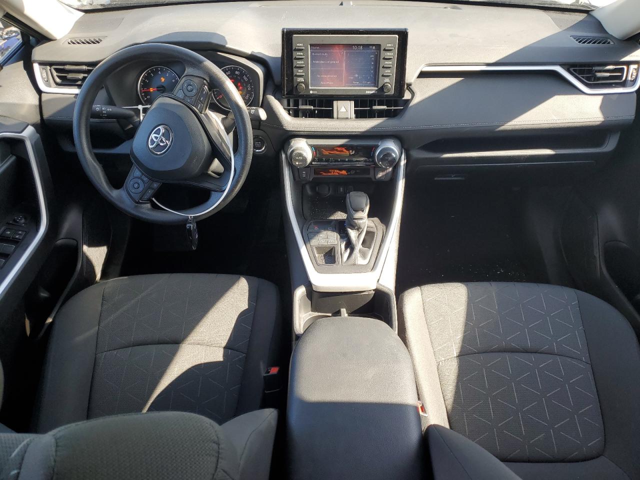 2T3P1RFV6NW300132 2022 Toyota Rav4 Xle