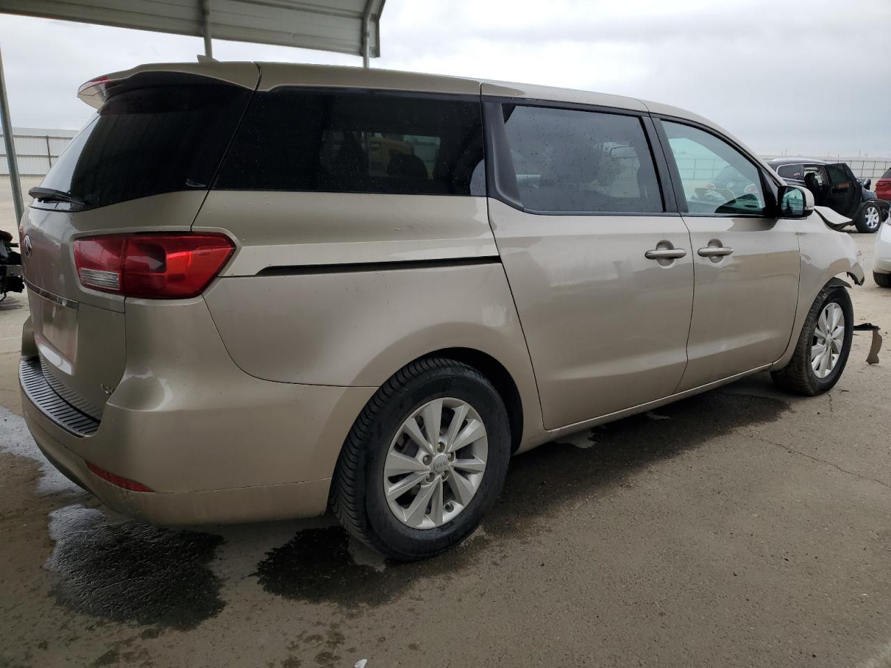 KNDMB5C16H6232608 2017 Kia Sedona Lx