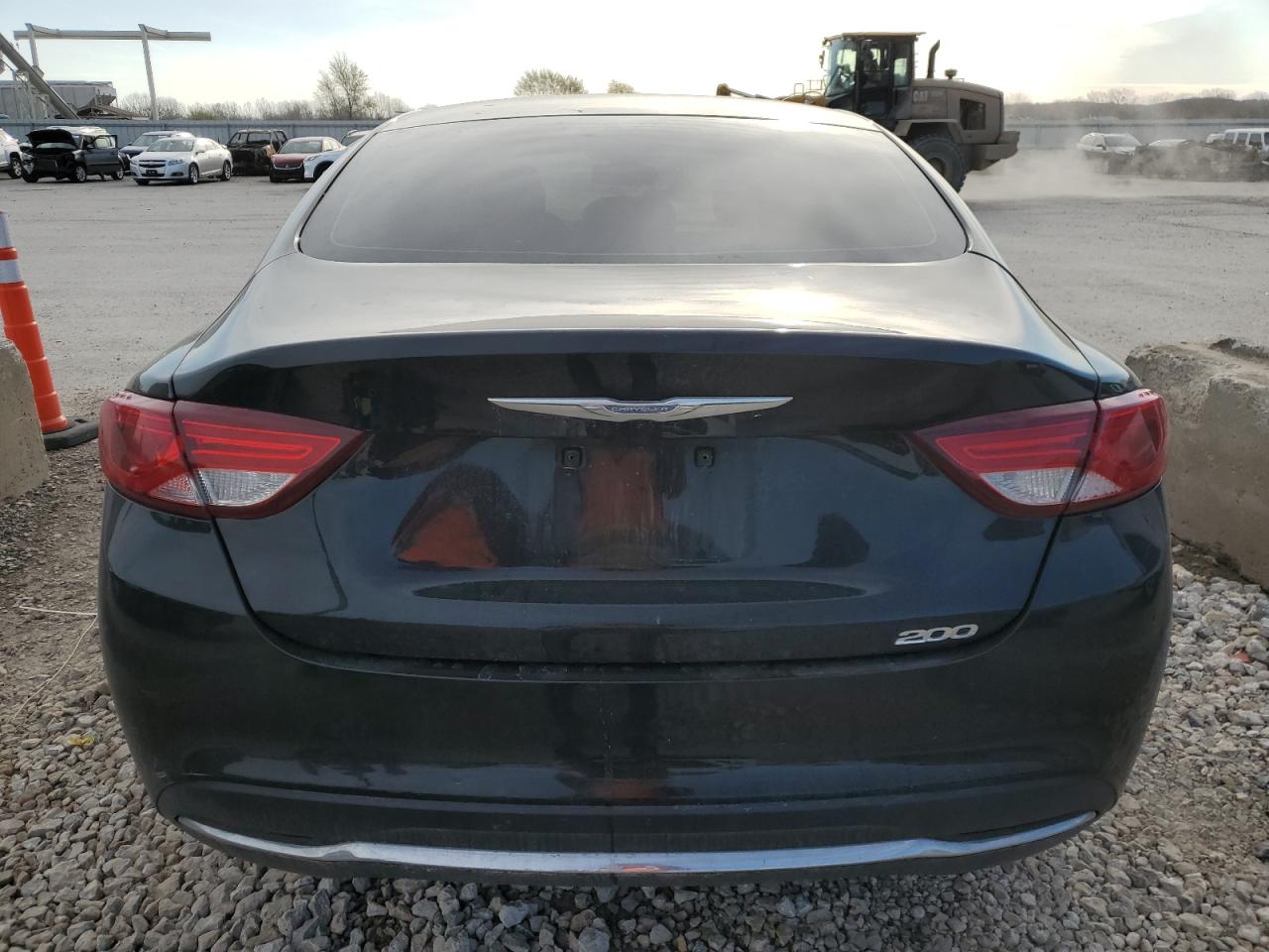 1C3CCCAB2FN553111 2015 Chrysler 200 Limited