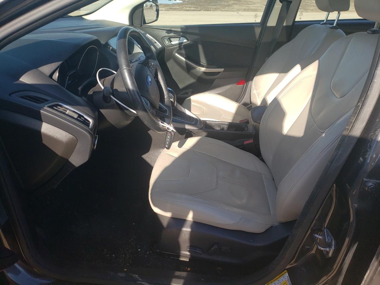 1FADP3N21FL306193 2015 Ford Focus Titanium