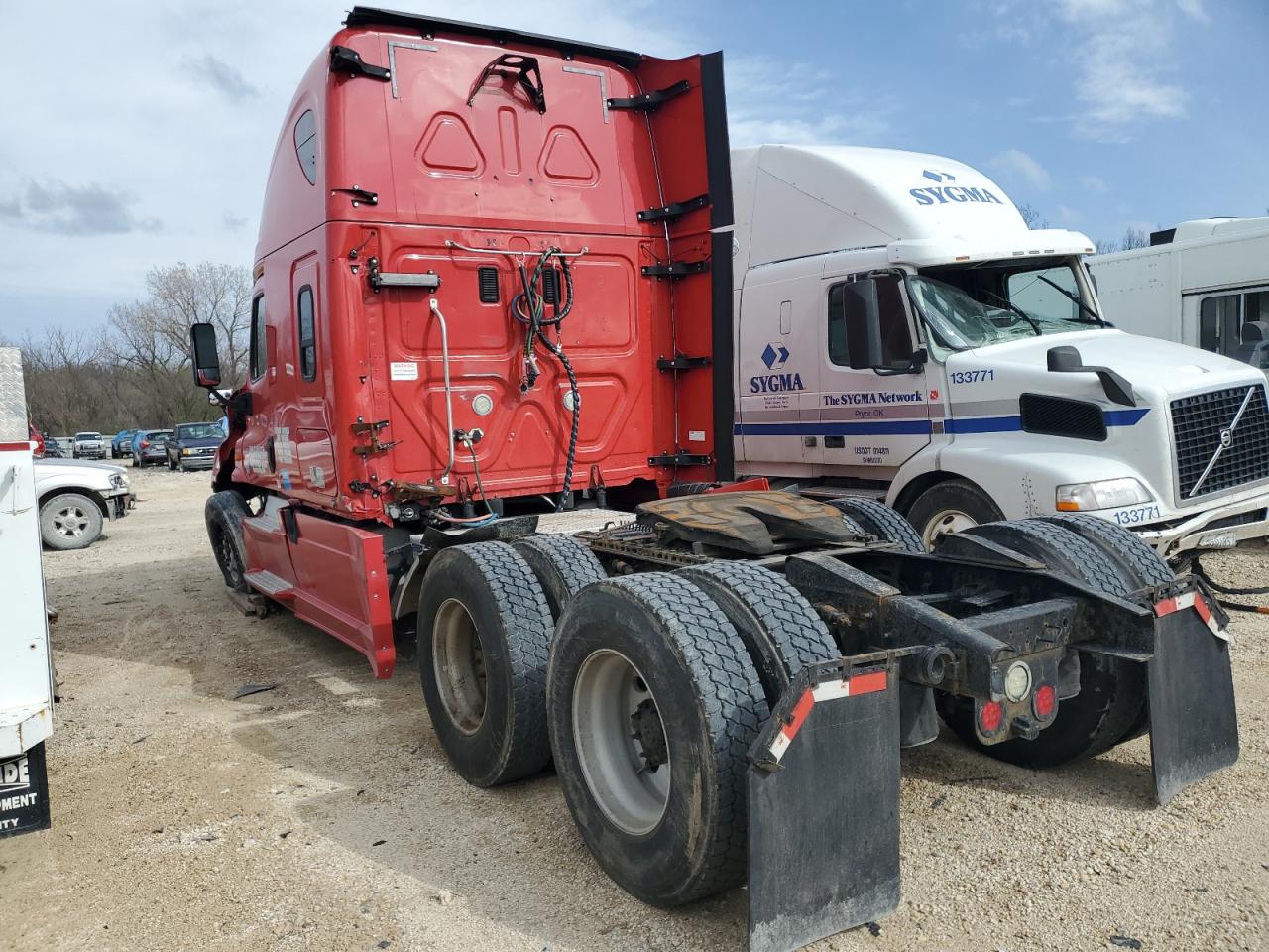 Lot #2478179302 2015 FREIGHTLINER CASCADIA 1