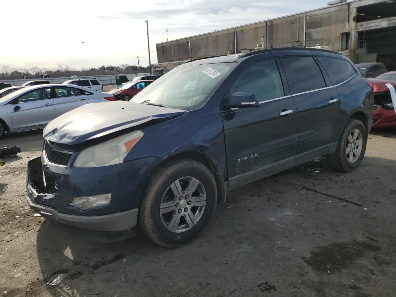 1GNKRGED2BJ367845 2011 Chevrolet Traverse Lt