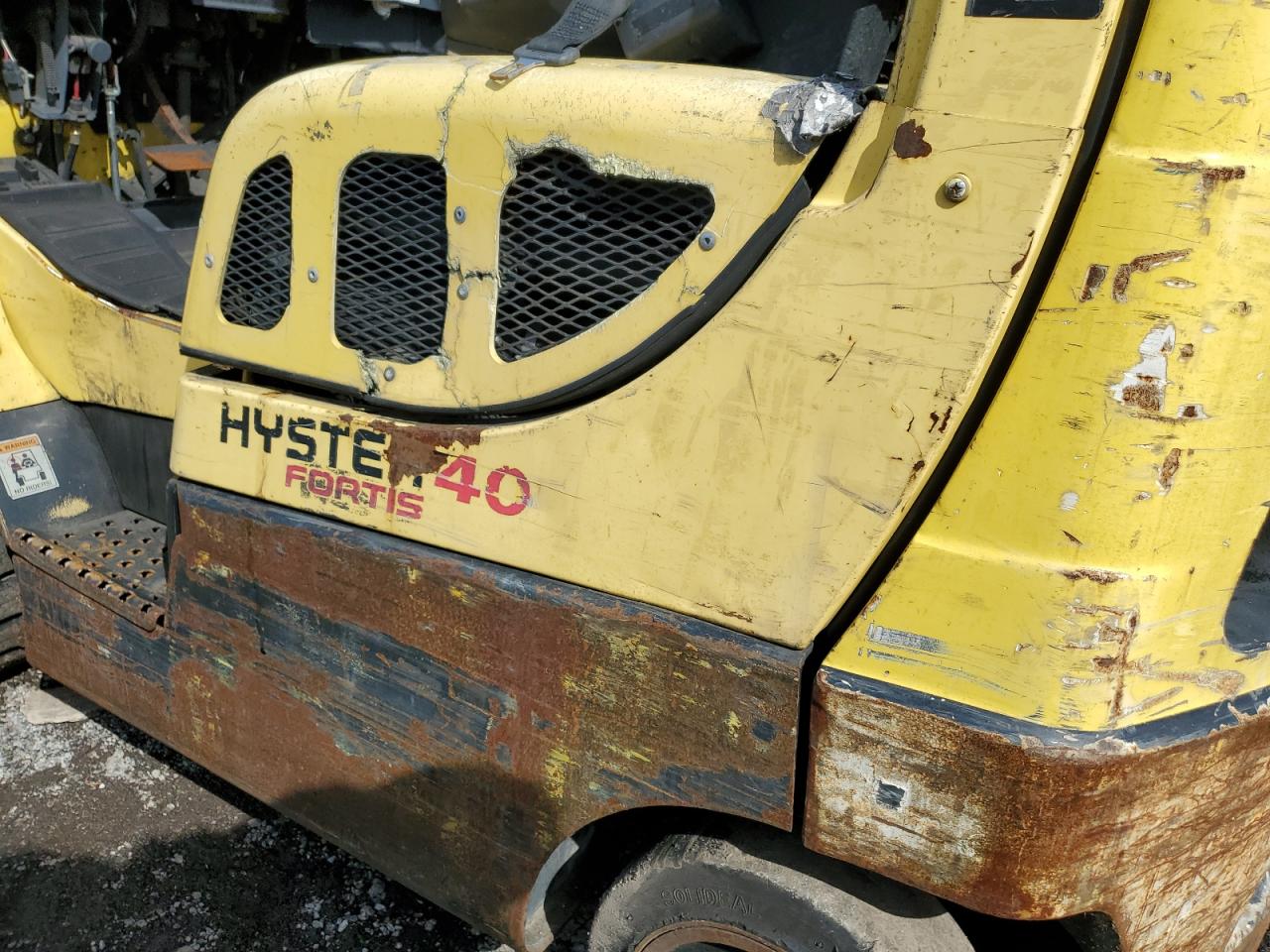 Lot #2569581708 2005 HLSK S40FT