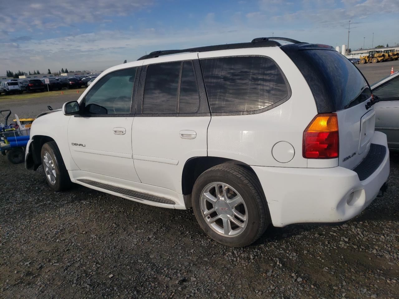 1GKET63M362316802 2006 GMC Envoy Denali