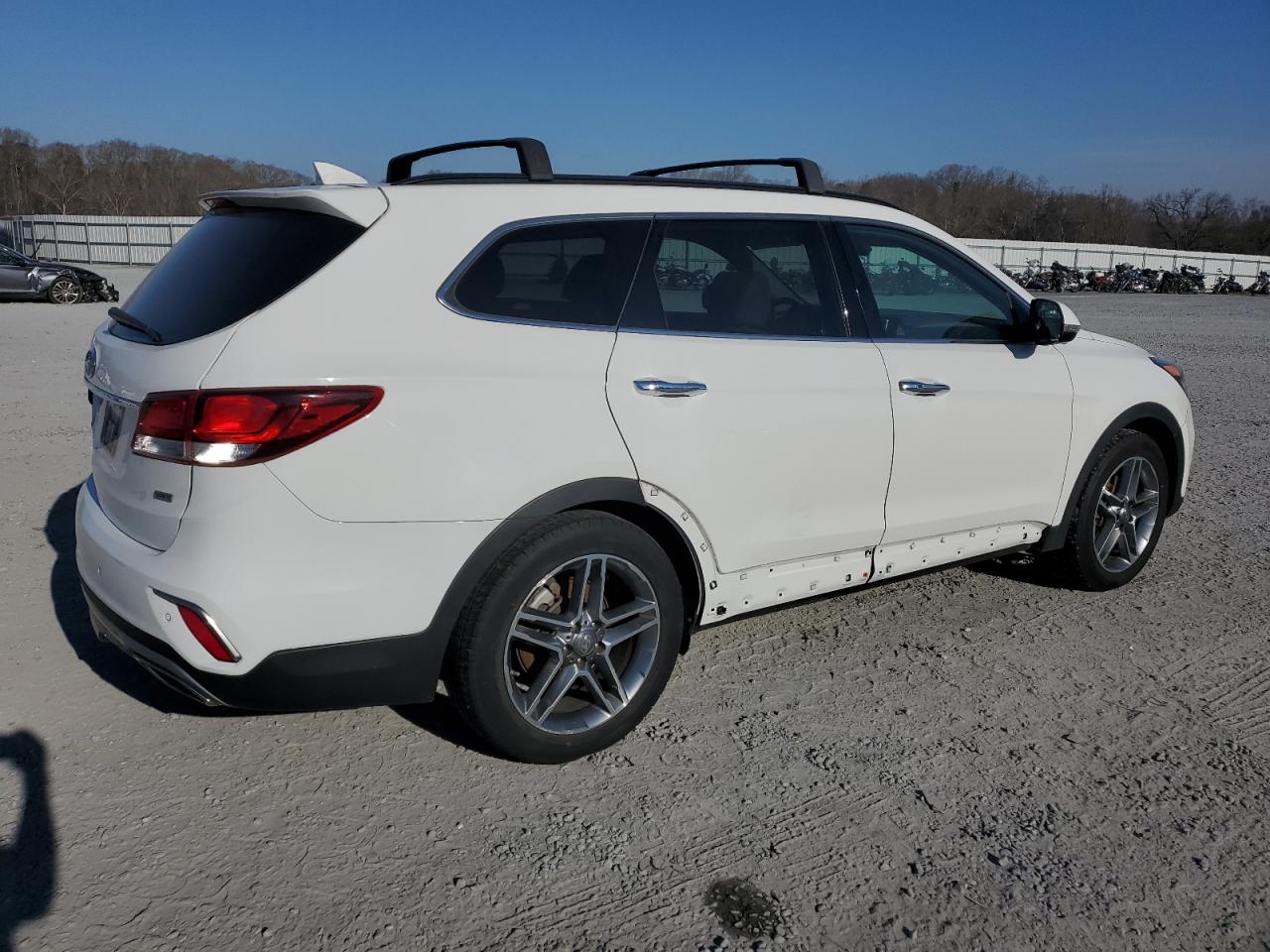 2017 Hyundai Santa Fe Se Ultimate vin: KM8SR4HF6HU179191