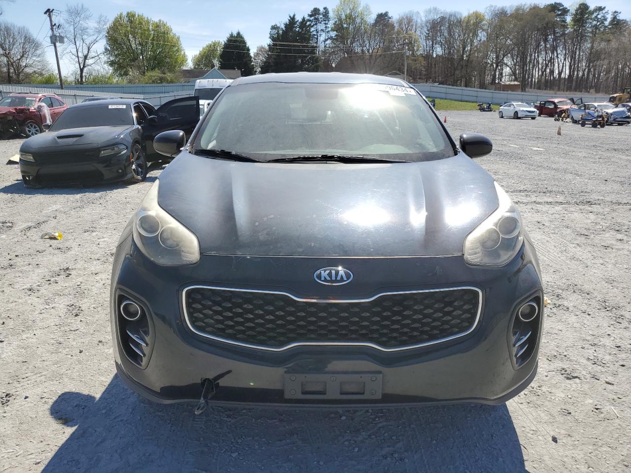 KNDPMCAC6H7041880 2017 Kia Sportage Lx