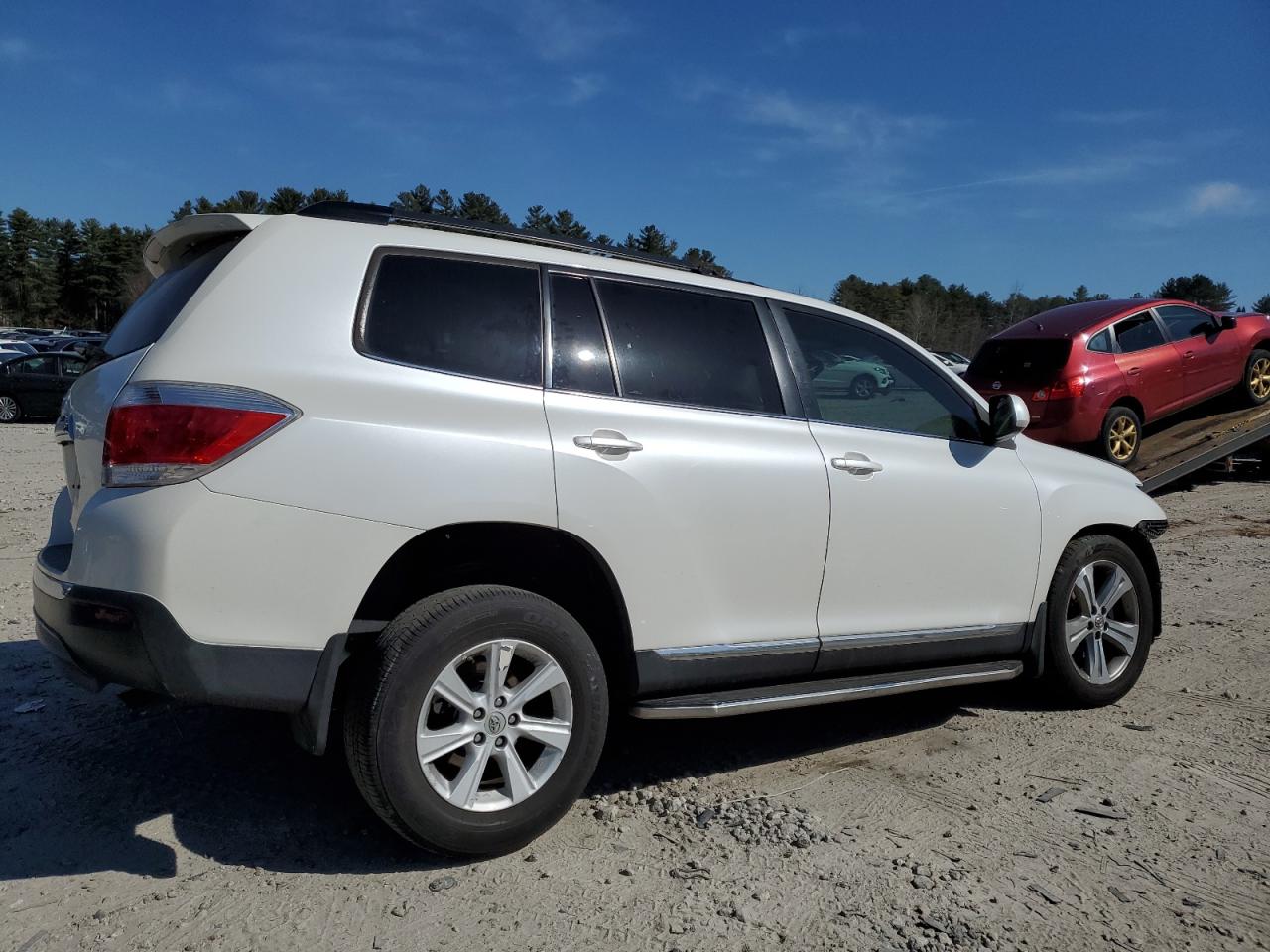 5TDBK3EH4CS133400 2012 Toyota Highlander Base